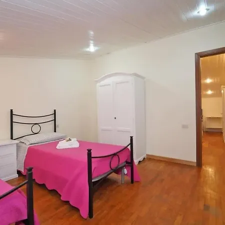 Lovely With Large Infinity Pool Area Villa Serricciolo